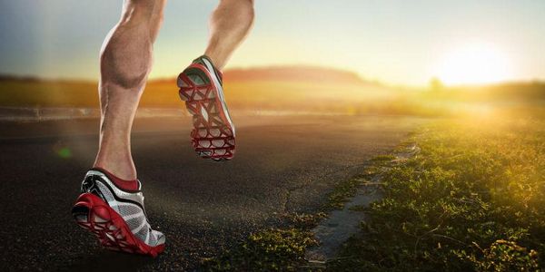 追逐各种热点的企业，十几年了却还在原地踏步